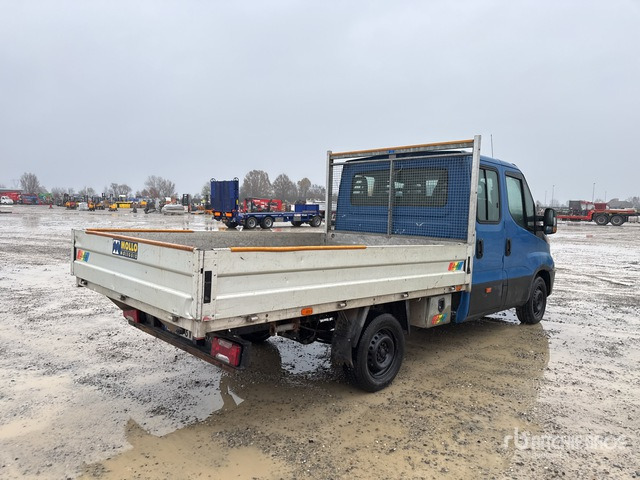 2015 Iveco Daily 33-110 Crew Cab Flatbed Truck - Tovornjak s kesonom: slika 3 2015 Iveco Daily 33-110 Crew Cab Flatbed Truck - Tovornjak s kesonom: slika 3