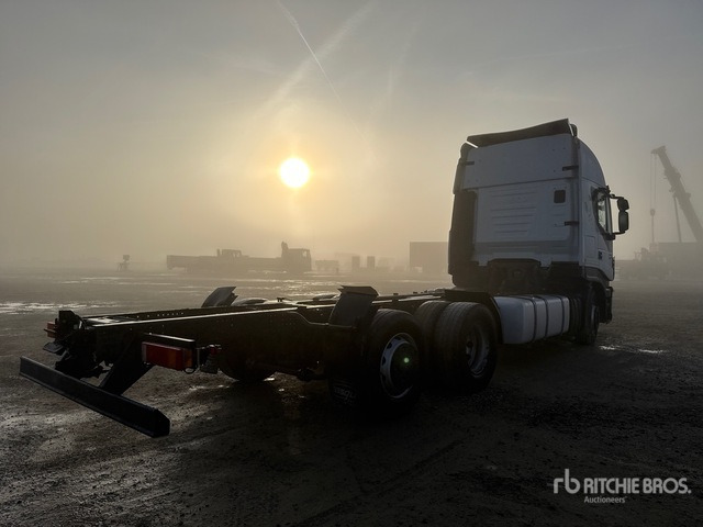 2015 Iveco Stralis 500 Cab and Chassis - Tovornjak-šasija: slika 3 2015 Iveco Stralis 500 Cab and Chassis - Tovornjak-šasija: slika 3