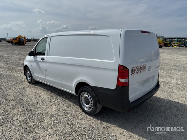 2016 Mercedes-Benz Vito Furgone cargo - Furgon: slika 4 2016 Mercedes-Benz Vito Furgone cargo - Furgon: slika 4