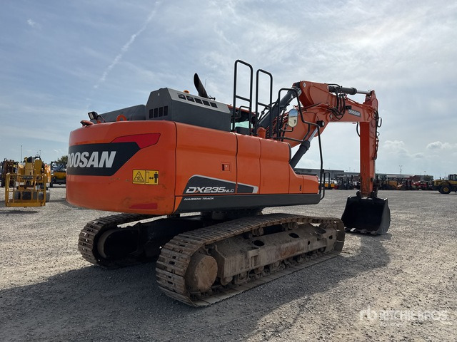 2017 Doosan DX235NLC-5 Escavatore cingolato - Bager goseničar: slika 3 2017 Doosan DX235NLC-5 Escavatore cingolato - Bager goseničar: slika 3
