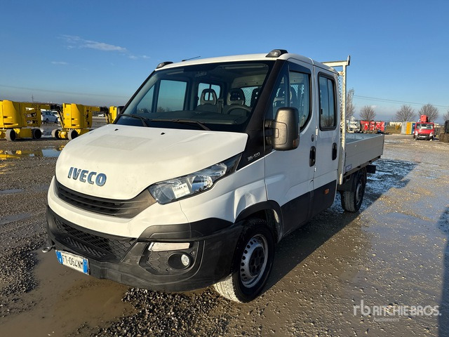2018 Iveco Daily (Inoperable) Flatbed Truck - Tovornjak s kesonom: slika 2 2018 Iveco Daily (Inoperable) Flatbed Truck - Tovornjak s kesonom: slika 2