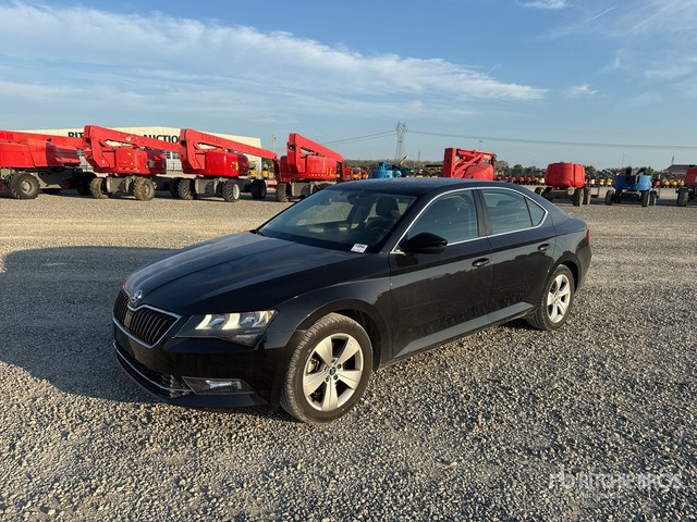 2018 Skoda Superb Autovettura - Avtomobil: slika 1 2018 Skoda Superb Autovettura - Avtomobil: slika 1