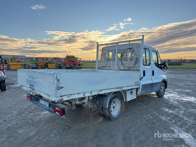 2019 Iveco Daily 35-150 Crew Cab Flatbed Truck - Tovornjak s kesonom: slika 3 2019 Iveco Daily 35-150 Crew Cab Flatbed Truck - Tovornjak s kesonom: slika 3