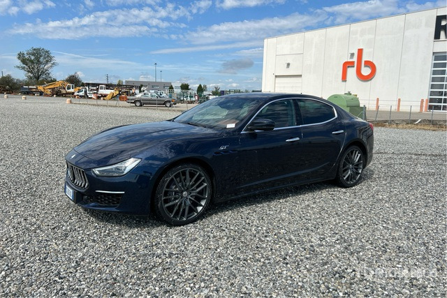 2022 Maserati Ghibli 2.0 330CV 48V MHEV GT AUTO Automobile - Avtomobil: slika 3 2022 Maserati Ghibli 2.0 330CV 48V MHEV GT AUTO Automobile - Avtomobil: slika 3