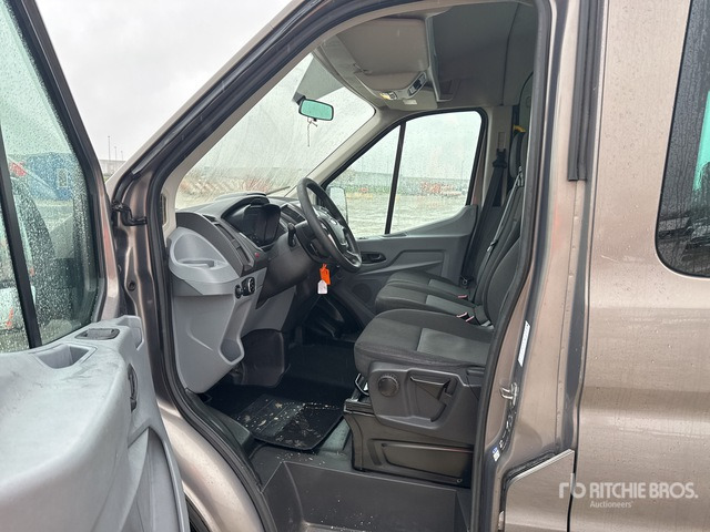 Avtobus 2015 Ford Transit 310T125 6-Seat Mini Bus: slika 6