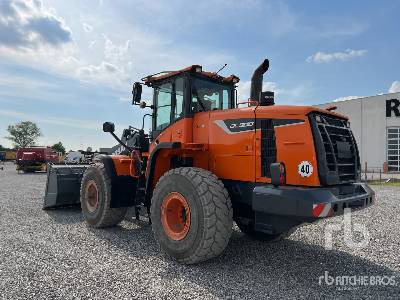 DOOSAN DL300-5 - Kolesni nakladalec: slika 2 DOOSAN DL300-5 - Kolesni nakladalec: slika 2