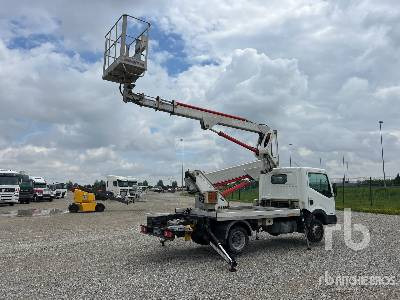 NISSAN CABSTAR 35.11 2007 Multitel Pagliero MX200 20 ... - Dvižna ploščad montirana na tovornjak: slika 3 NISSAN CABSTAR 35.11 2007 Multitel Pagliero MX200 20 ... - Dvižna ploščad montirana na tovornjak: slika 3
