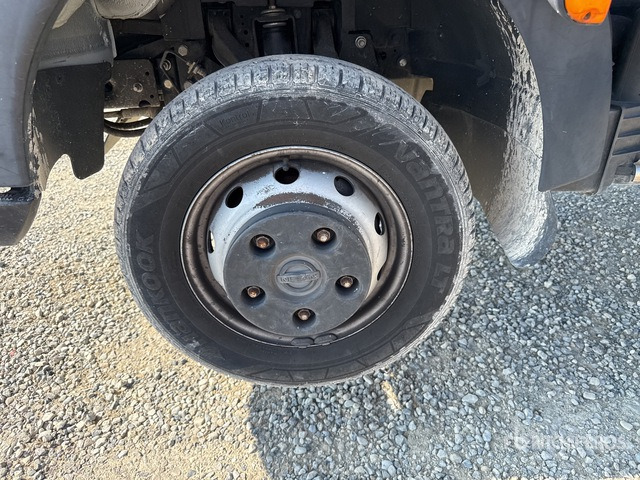 Nissan Cabstar Piattaforma autocarrata - Dvižna ploščad montirana na tovornjak: slika 5 Nissan Cabstar Piattaforma autocarrata - Dvižna ploščad montirana na tovornjak: slika 5