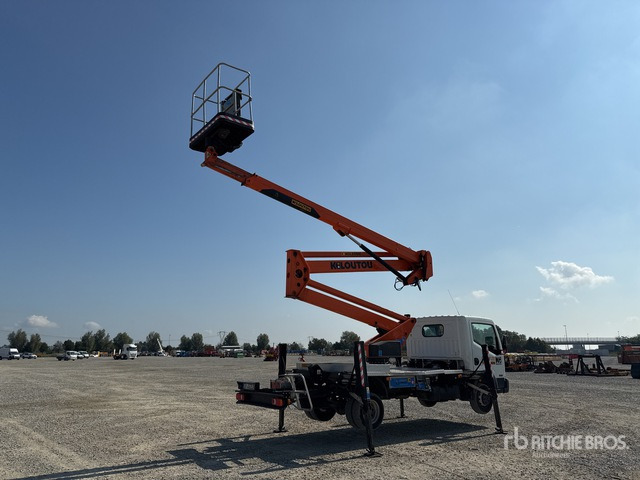 Nissan Cabstar Piattaforma autocarrata - Dvižna ploščad montirana na tovornjak: slika 3 Nissan Cabstar Piattaforma autocarrata - Dvižna ploščad montirana na tovornjak: slika 3