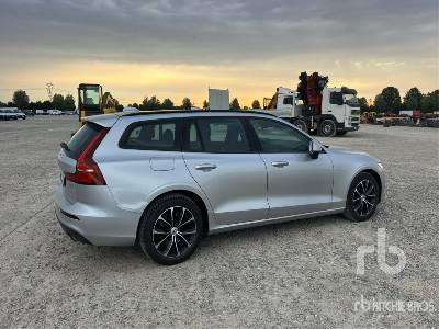 VOLVO V60 SW D3 GEARTRONIC BUSINESS 2.0 150CV - Avtomobil: slika 3 VOLVO V60 SW D3 GEARTRONIC BUSINESS 2.0 150CV - Avtomobil: slika 3
