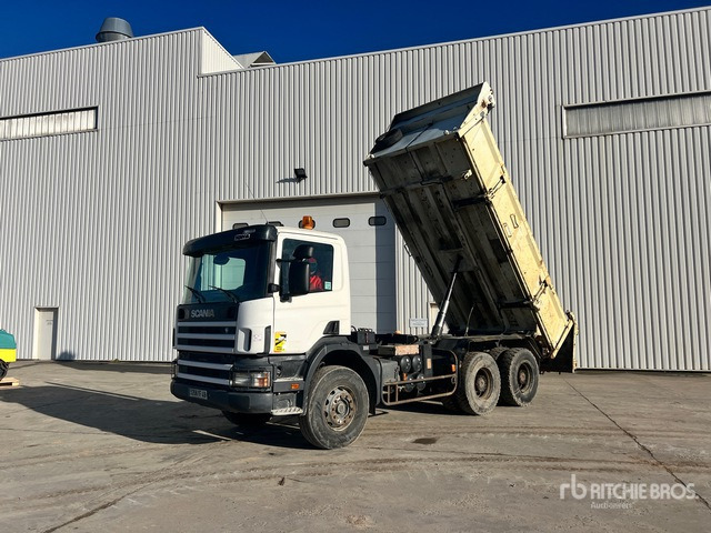 2002 Scania B1N64Z33SH 6x4 Camion Benne T/A Dump Truck - Tovornjak prekucnik: slika 2 2002 Scania B1N64Z33SH 6x4 Camion Benne T/A Dump Truck - Tovornjak prekucnik: slika 2