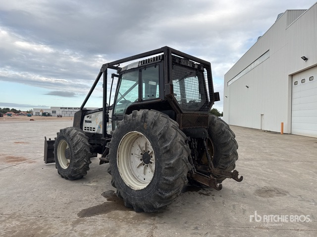 2003 Valmet 8950HI 4x4 Tracteur Agricole 4WD Tractor - Traktor: slika 4 2003 Valmet 8950HI 4x4 Tracteur Agricole 4WD Tractor - Traktor: slika 4