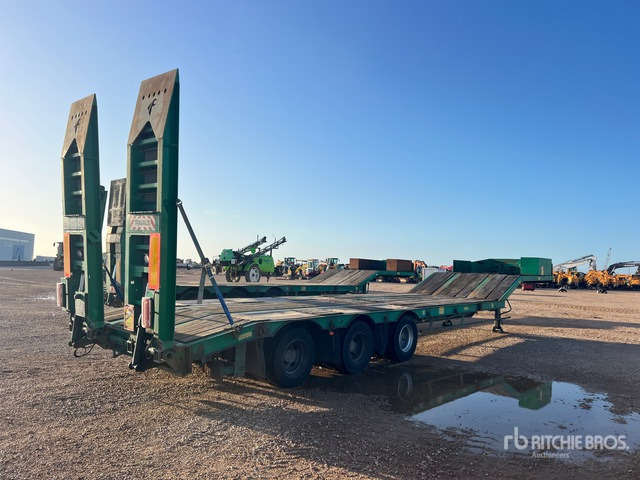 2006 ACTM S46315 Semi-Remorque Porte-Engins 3 Es ... Lowboy Trailer - Nizko noseča polprikolica: slika 3 2006 ACTM S46315 Semi-Remorque Porte-Engins 3 Es ... Lowboy Trailer - Nizko noseča polprikolica: slika 3