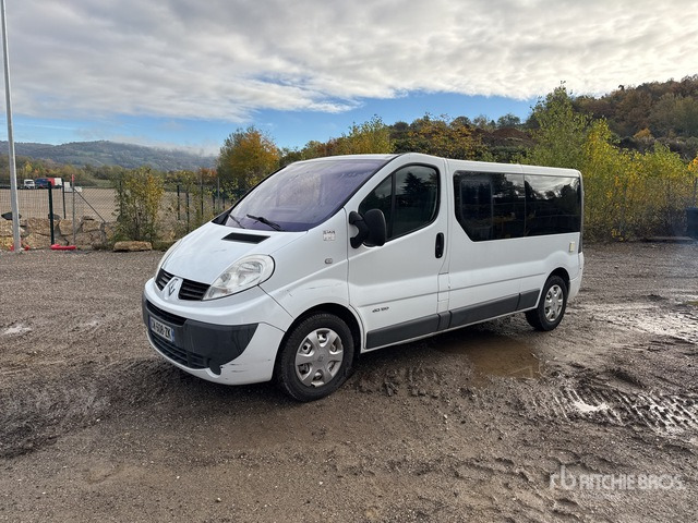 2007 Renault Trafic dCi150 Minibus Minivan - Potniški kombi: slika 1 2007 Renault Trafic dCi150 Minibus Minivan - Potniški kombi: slika 1