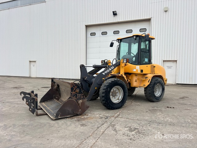 2009 Volvo L30B-Z Chargeuse Sur Pneus Wheel Loader - Kolesni nakladalec: slika 1 2009 Volvo L30B-Z Chargeuse Sur Pneus Wheel Loader - Kolesni nakladalec: slika 1