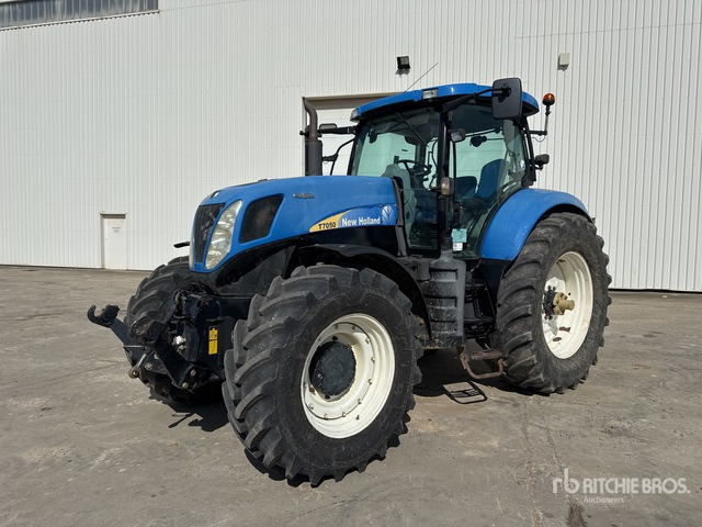 2010 New Holland T7050 AutoCommand 4x4 Tracteur Agricole 4WD Tractor - Traktor: slika 2 2010 New Holland T7050 AutoCommand 4x4 Tracteur Agricole 4WD Tractor - Traktor: slika 2