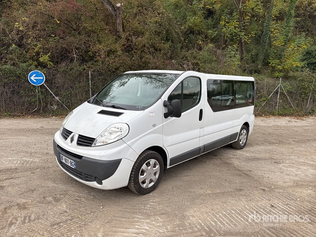 2010 Renault Trafic Minibus Minivan - Potniški kombi: slika 1 2010 Renault Trafic Minibus Minivan - Potniški kombi: slika 1