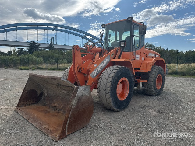 2011 Doosan DL200 Chargeuse Sur Pneus Wheel Loader - Kolesni nakladalec: slika 2 2011 Doosan DL200 Chargeuse Sur Pneus Wheel Loader - Kolesni nakladalec: slika 2