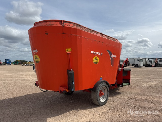 2011 Kuhn Profile 1880 Melangeuse Distributrice Livestock Feeder - Mešalnik za krmo: slika 4 2011 Kuhn Profile 1880 Melangeuse Distributrice Livestock Feeder - Mešalnik za krmo: slika 4