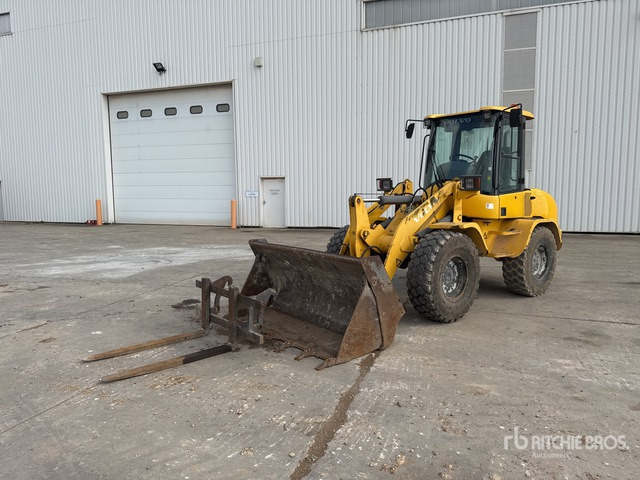 2011 Volvo L35BZ Chargeuse Sur Pneus Wheel Loader - Kolesni nakladalec: slika 1 2011 Volvo L35BZ Chargeuse Sur Pneus Wheel Loader - Kolesni nakladalec: slika 1