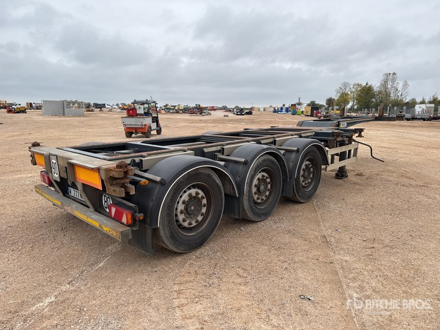 2012 Fruehauf Tri/A Semi-Remorque Porte-Conte ... Container Trailer - Kontejnerska prikolica/ Prikolica z zamenljivim tovoriščem: slika 3 2012 Fruehauf Tri/A Semi-Remorque Porte-Conte ... Container Trailer - Kontejnerska prikolica/ Prikolica z zamenljivim tovoriščem: slika 3