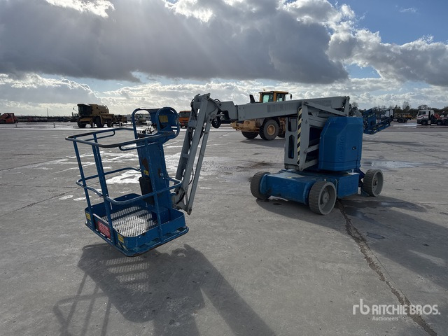 2012 Genie Z34/22N 2WD Electric Nacelle Articulee ... Articulating Boom Lift - Zglobna dvižna ploščad: slika 3 2012 Genie Z34/22N 2WD Electric Nacelle Articulee ... Articulating Boom Lift - Zglobna dvižna ploščad: slika 3