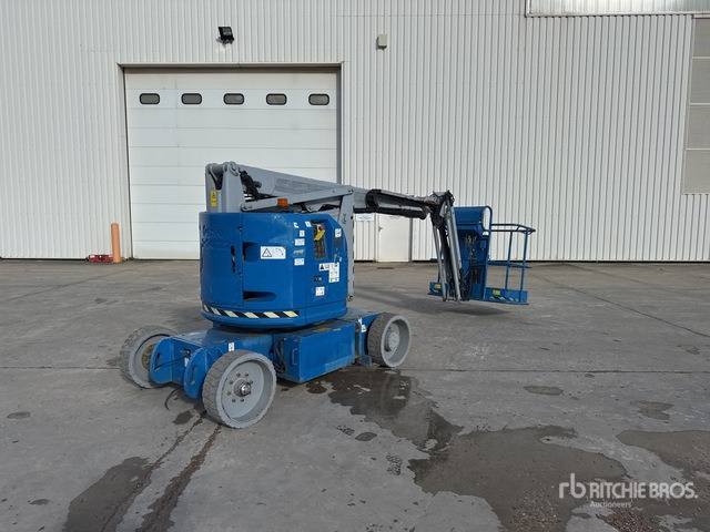 2012 Genie Z34/22N 2WD Electric Nacelle Articulee ... Articulating Boom Lift - Zglobna dvižna ploščad: slika 1 2012 Genie Z34/22N 2WD Electric Nacelle Articulee ... Articulating Boom Lift - Zglobna dvižna ploščad: slika 1