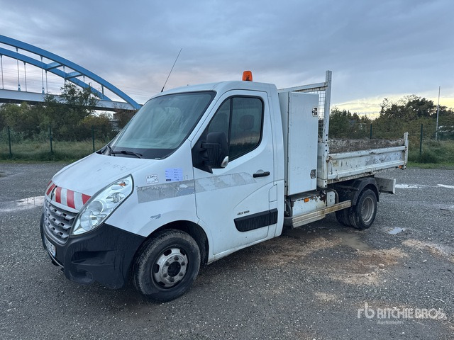 2012 Renault Master Camion Benne Dump Truck: Light Duty - Tovornjak prekucnik: slika 2 2012 Renault Master Camion Benne Dump Truck: Light Duty - Tovornjak prekucnik: slika 2