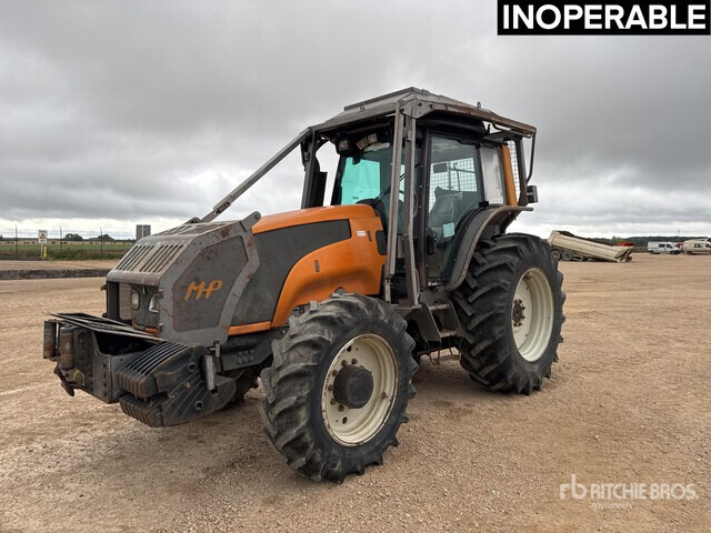 2012 Valtra T121 Tracteur Agricole (Inoperable) 4WD Tractor - Traktor: slika 1 2012 Valtra T121 Tracteur Agricole (Inoperable) 4WD Tractor - Traktor: slika 1