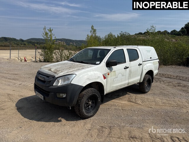 2013 Isuzu D-Max 4x4 Extended Cab (Inoperable) Pickup - Poltovornjak: slika 1 2013 Isuzu D-Max 4x4 Extended Cab (Inoperable) Pickup - Poltovornjak: slika 1