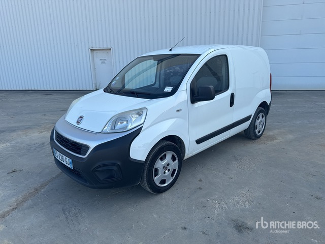 2017 Fiat Fiorino Fourgon Van Truck - Furgon: slika 2 2017 Fiat Fiorino Fourgon Van Truck - Furgon: slika 2