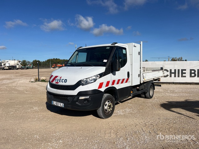 2017 Iveco 35C120 Camion Benne Dump Truck: Light Duty - Tovornjak prekucnik: slika 2 2017 Iveco 35C120 Camion Benne Dump Truck: Light Duty - Tovornjak prekucnik: slika 2