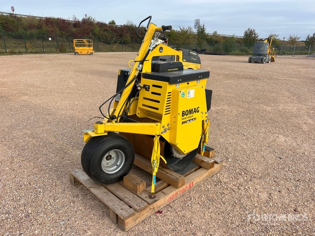 2022 Bomag BW71E-2 Compacteur A Guidage Manuel (No ... Walk Behind Roller - Mini valjar: slika 3 2022 Bomag BW71E-2 Compacteur A Guidage Manuel (No ... Walk Behind Roller - Mini valjar: slika 3