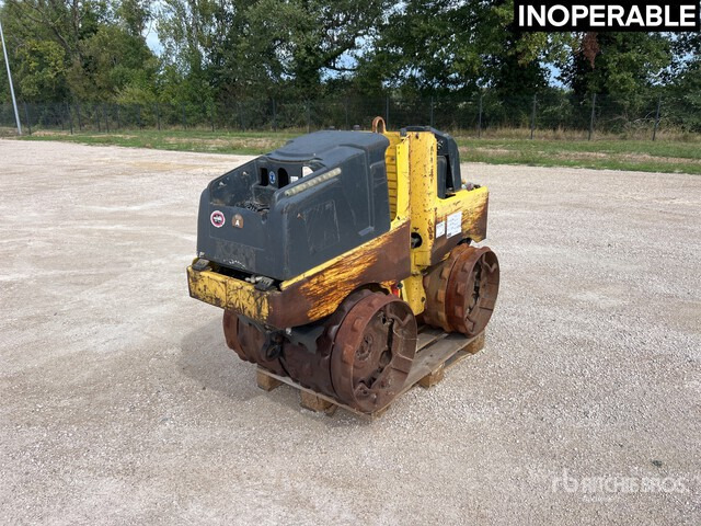 Bomag BMP 8500 Rouleau de compactage - Mini valjar: slika 1 Bomag BMP 8500 Rouleau de compactage - Mini valjar: slika 1