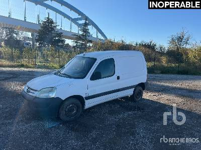 PEUGEOT PARTNER Vehicule Utilitaire (Inoperable) - Furgon: slika 1 PEUGEOT PARTNER Vehicule Utilitaire (Inoperable) - Furgon: slika 1
