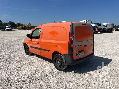 RENAULT KANGOO Vehicule Utilitaire - Furgon: slika 2 RENAULT KANGOO Vehicule Utilitaire - Furgon: slika 2