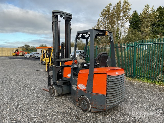2006 Aislemaster 20SE 2006 Aislemaster 20SE Electric Forklift Electric Forklift - Električni viličar: slika 4 2006 Aislemaster 20SE 2006 Aislemaster 20SE Electric Forklift Electric Forklift - Električni viličar: slika 4