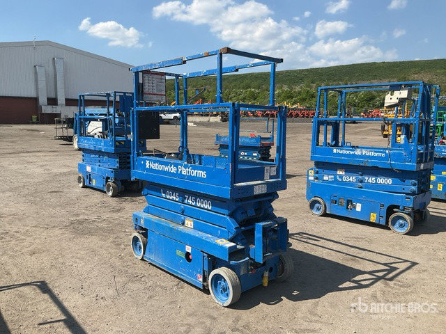 2013 Skyjack SJIII3219 Electric Scissor Lift - Škarjasta dvižna ploščad: slika 4 2013 Skyjack SJIII3219 Electric Scissor Lift - Škarjasta dvižna ploščad: slika 4