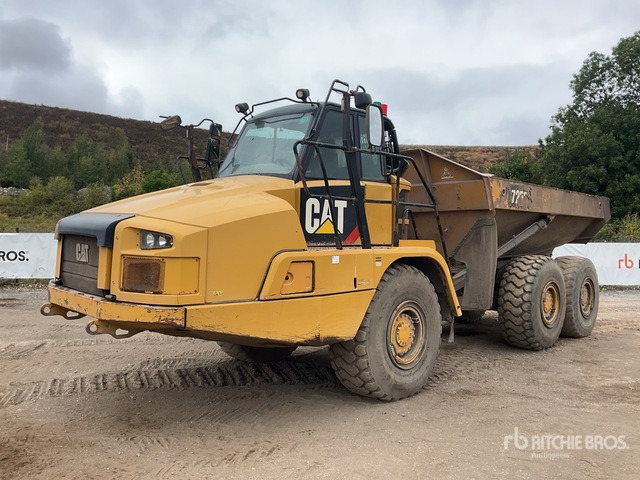 2015 Cat 725C Articulated Dump Truck - Zglobni demper: slika 1 2015 Cat 725C Articulated Dump Truck - Zglobni demper: slika 1