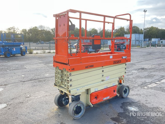2015 JLG 2632ES Electric Scissor Lift - Škarjasta dvižna ploščad: slika 3 2015 JLG 2632ES Electric Scissor Lift - Škarjasta dvižna ploščad: slika 3