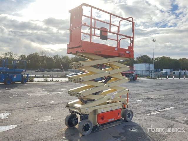 2015 JLG 2632ES Electric Scissor Lift - Škarjasta dvižna ploščad: slika 2 2015 JLG 2632ES Electric Scissor Lift - Škarjasta dvižna ploščad: slika 2