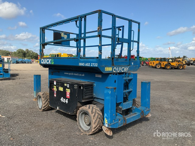 2017 Genie GS-4069 4x4 Diesel Scissor Lift - Škarjasta dvižna ploščad: slika 4 2017 Genie GS-4069 4x4 Diesel Scissor Lift - Škarjasta dvižna ploščad: slika 4