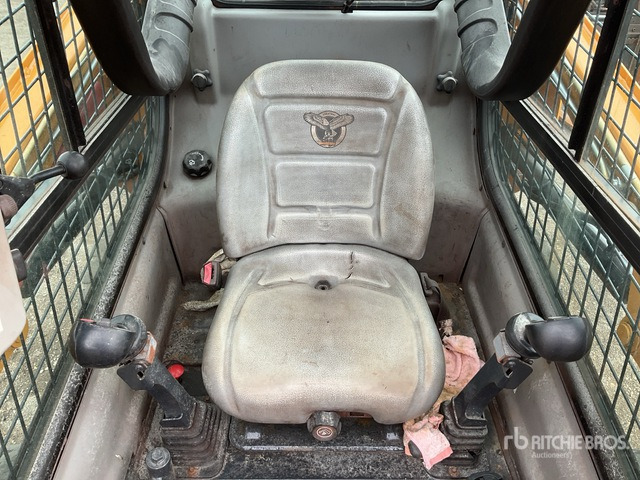 2019 Case SR130 Skid Steer Loader - Mini nakladalec: slika 5 2019 Case SR130 Skid Steer Loader - Mini nakladalec: slika 5