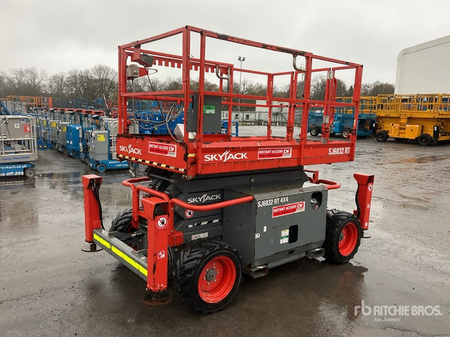 2020 Skyjack SJ6826 RT 4x4 Diesel Scissor Lift - Škarjasta dvižna ploščad: slika 3 2020 Skyjack SJ6826 RT 4x4 Diesel Scissor Lift - Škarjasta dvižna ploščad: slika 3