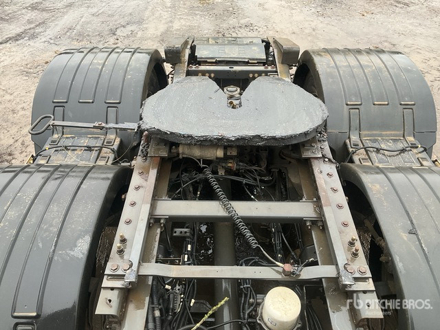 2016 Volvo FH460 Sleeper Truck Tractor: 4x - Drugi stroj: slika 5 2016 Volvo FH460 Sleeper Truck Tractor: 4x - Drugi stroj: slika 5