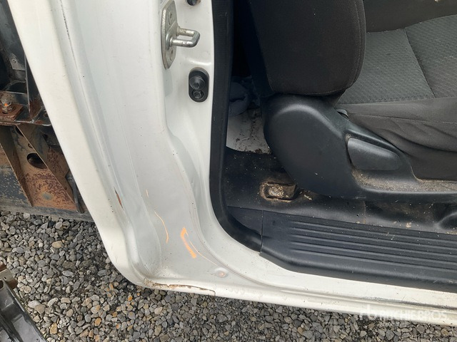 Toyota Hilux Bucket Truck - Dvižna ploščad montirana na tovornjak: slika 3 Toyota Hilux Bucket Truck - Dvižna ploščad montirana na tovornjak: slika 3