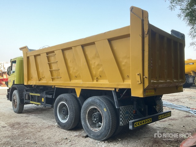 1999 Scania 380 6x4 (Inoperable) T/A Dump Truck - Tovornjak prekucnik: slika 2 1999 Scania 380 6x4 (Inoperable) T/A Dump Truck - Tovornjak prekucnik: slika 2