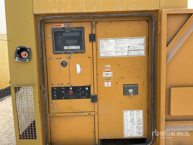 2004 Cat 400 400 kVA Skid-Mounted Generator Set - Generator: slika 4 2004 Cat 400 400 kVA Skid-Mounted Generator Set - Generator: slika 4
