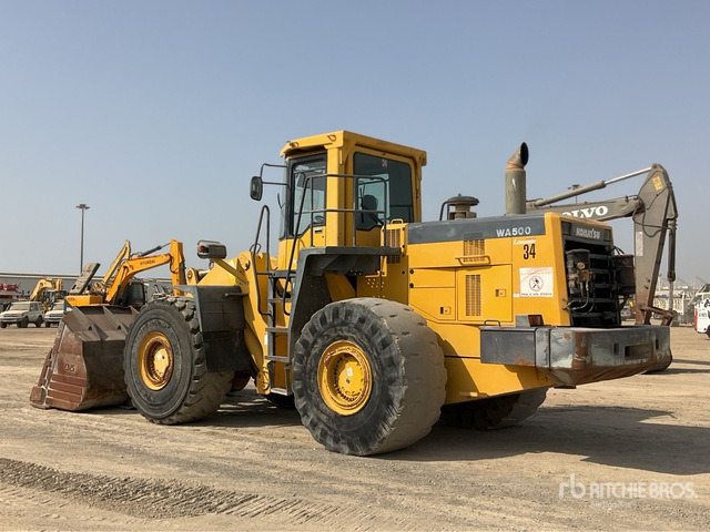 2004 Komatsu WA500-3 - Kolesni nakladalec: slika 3 2004 Komatsu WA500-3 - Kolesni nakladalec: slika 3