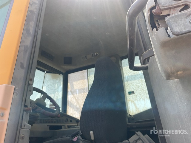 2006 Volvo A40D (Inoperable) Articulated Dump Truck - Zglobni demper: slika 5 2006 Volvo A40D (Inoperable) Articulated Dump Truck - Zglobni demper: slika 5